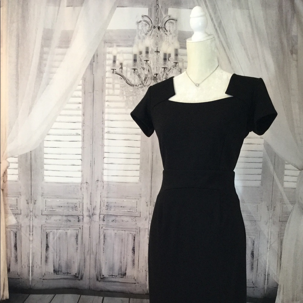 Adrienne Vittadini Little Black Dress size 6